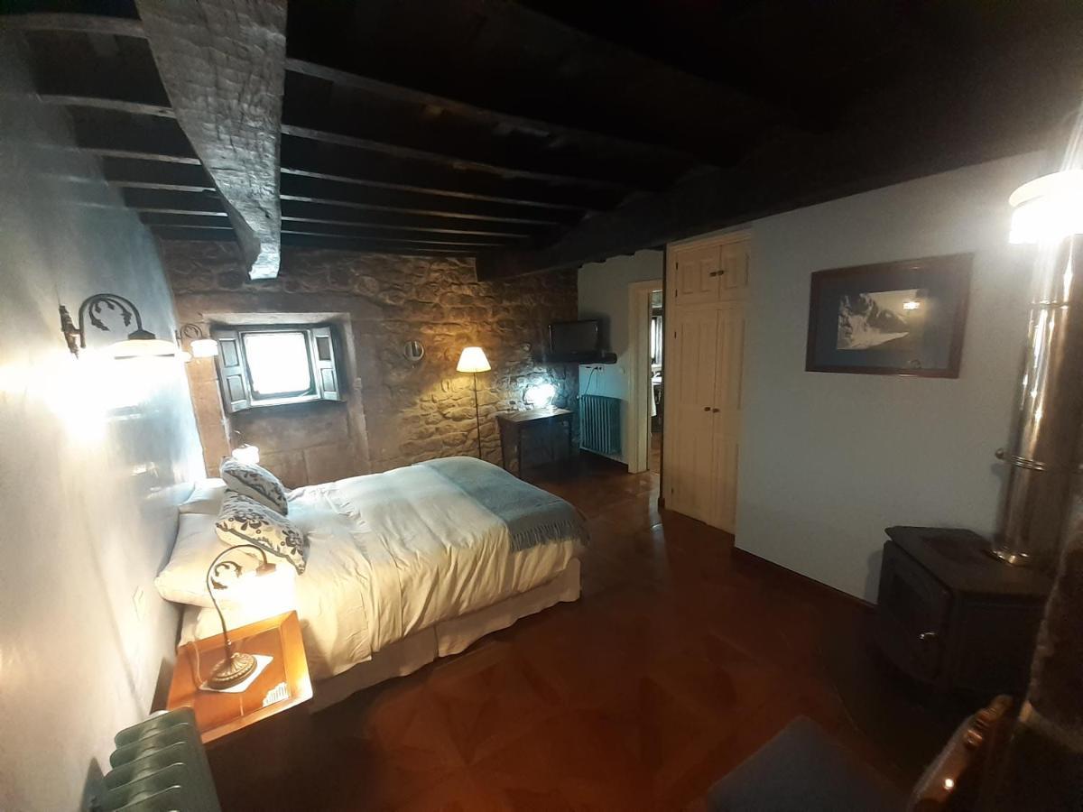Hotel La Casona De Barrio, Alto Campoo Barrio  Luaran gambar