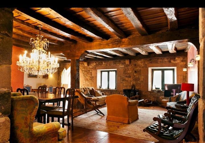 Hotel La Casona De Barrio, Alto Campoo Barrio  Luaran gambar