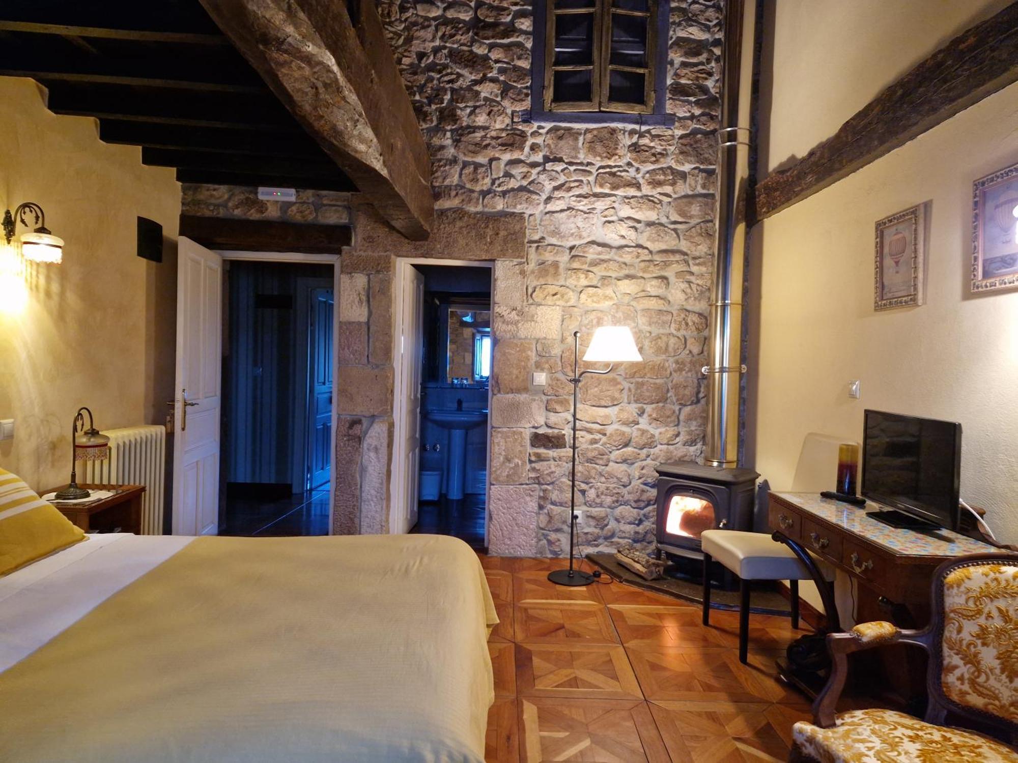Hotel La Casona De Barrio, Alto Campoo Barrio  Luaran gambar